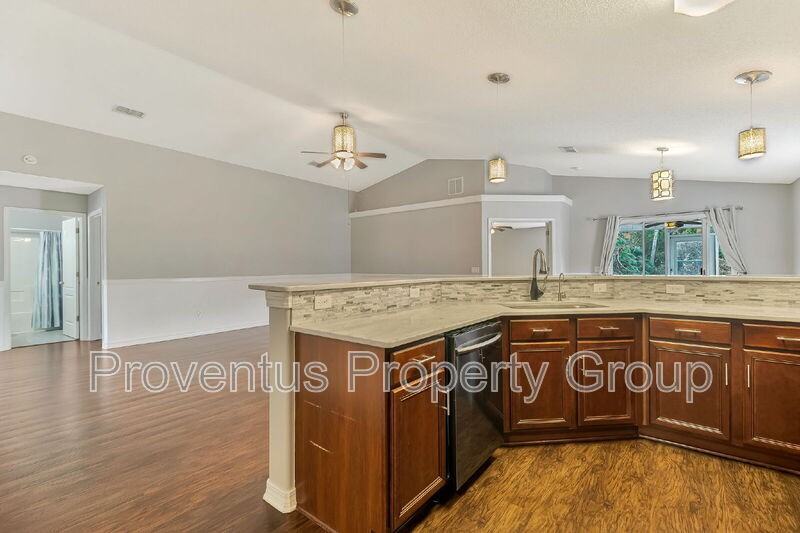 2058 Catline Cir - Photo 5 of 47