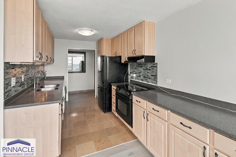 2825 S King St - Photo 5 of 18