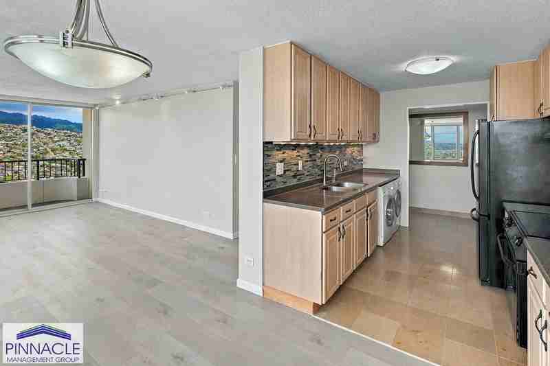 2825 S King St - Photo 6 of 18