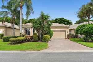 featured image of 7355 Maple Ridge Trail