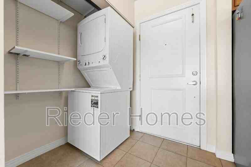 6120 Decena Dr #207 - Photo 4 of 20