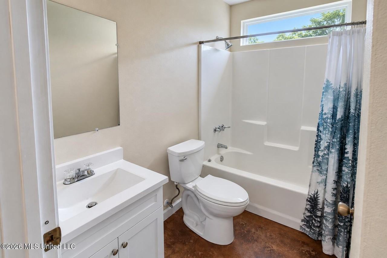 50 Plum St - Photo 6 of 14