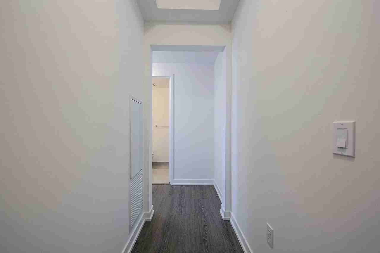 1 Yorkville Ave #4308 - Photo 6 of 40
