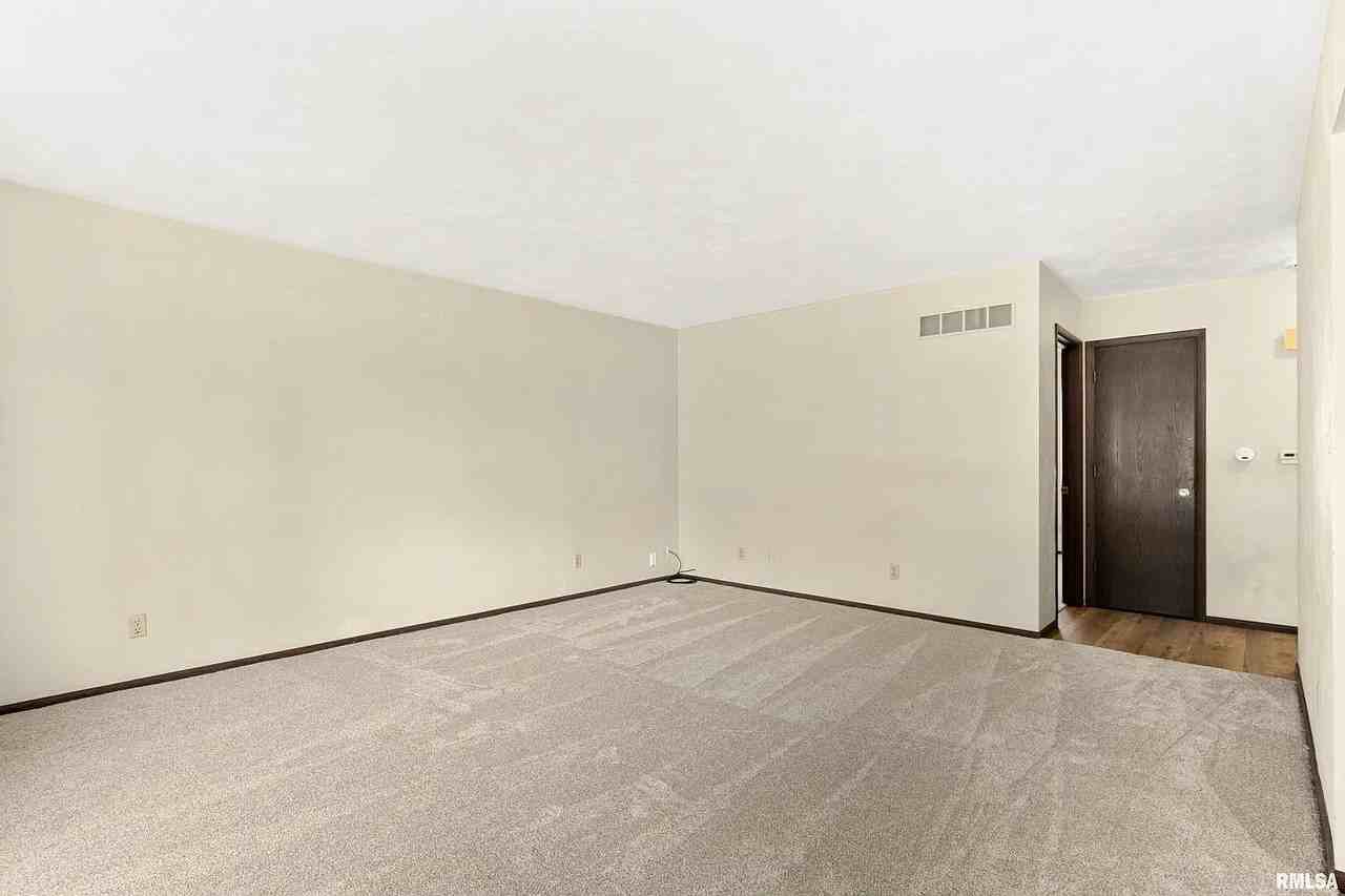 107 Nina Ct #107 - Photo 6 of 18