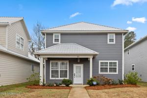 featured image of 213 Grayson Pl