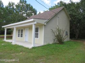 2512 Beachview Dr - Photo 1 of 1