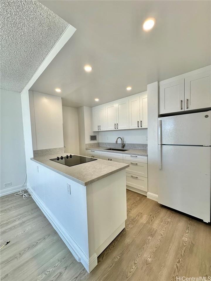 1535 Pensacola St #802 - Photo 4 of 24