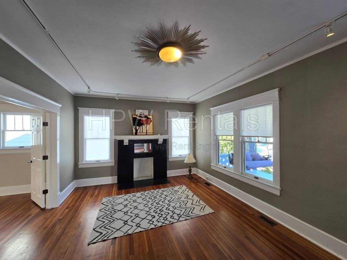 709 Santee Rd - Photo 6 of 20