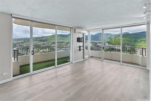 featured image of 2825 S King St #3704