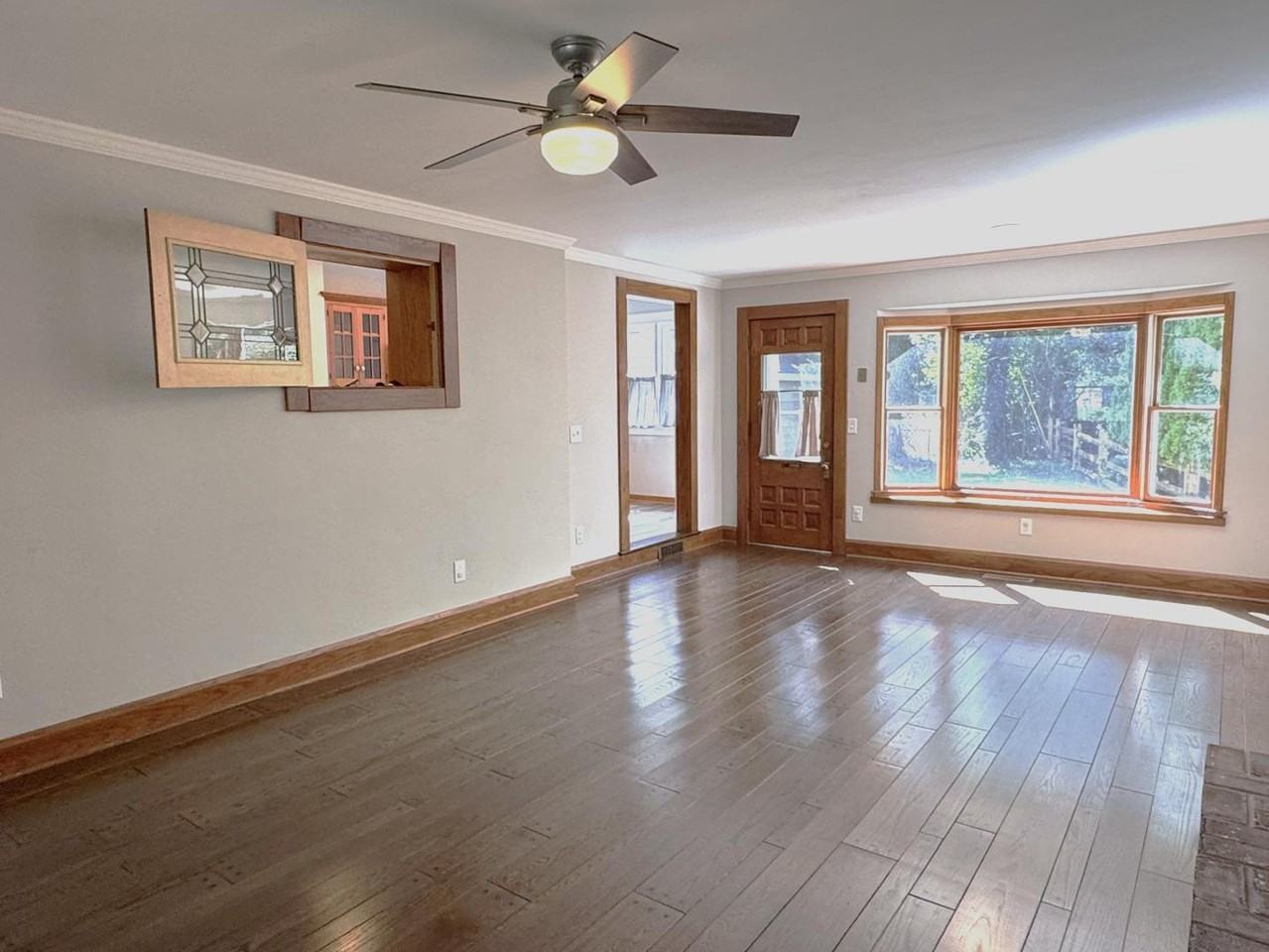 3437 Pelham Rd - Photo 5 of 23
