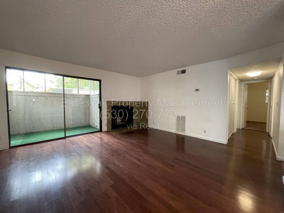 2220 Notre Dame Blvd #1 - Photo 2 of 10