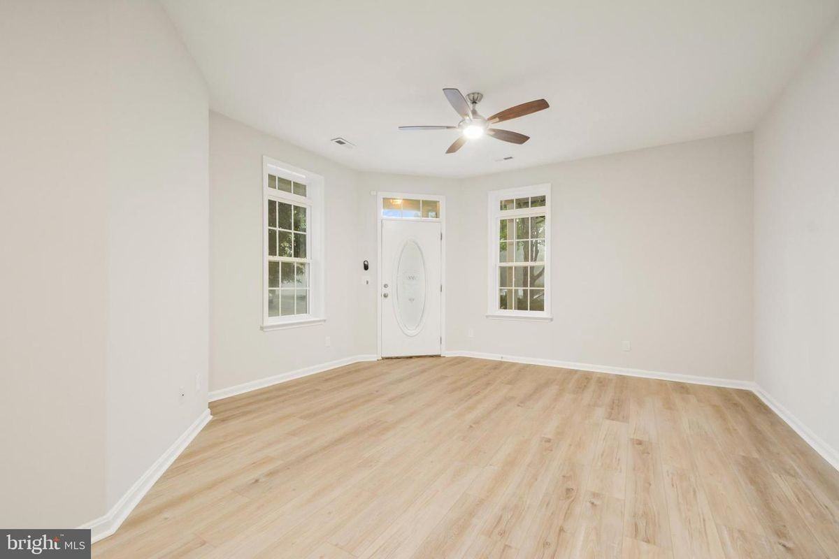 17304 Camellia Dr - Photo 7 of 31