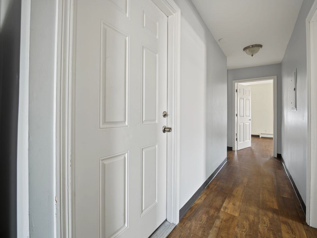 609 Fairfield Ave ##4 - Photo 3 of 7