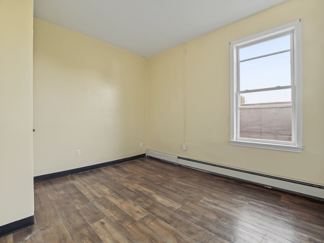 609 Fairfield Ave ##3 - Photo 5 of 10