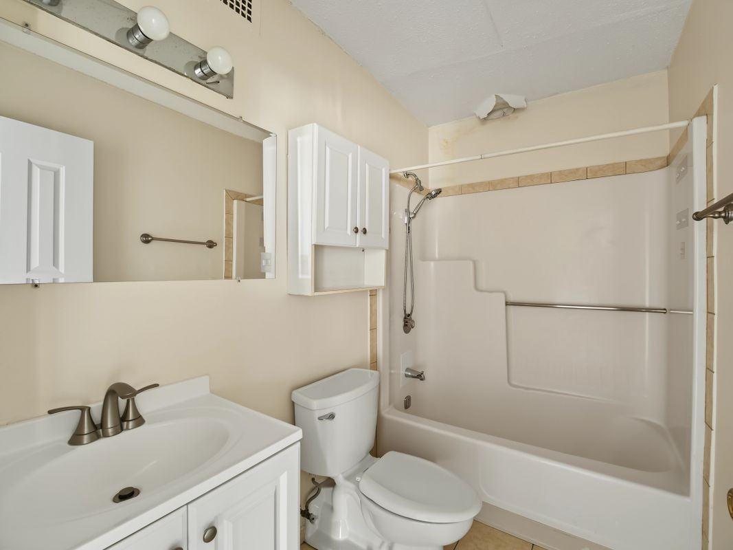 120 Huntington Tpke ##905 - Photo 3 of 11