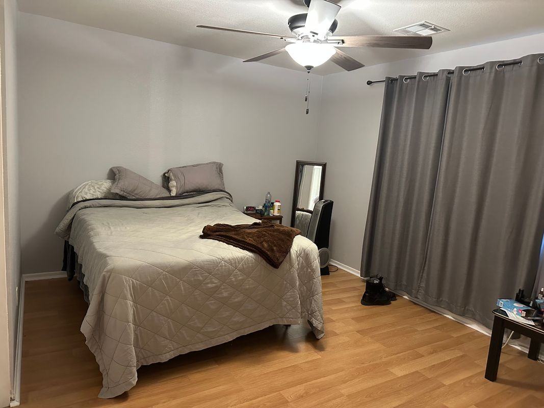 784 Michelle St - Photo 3 of 14