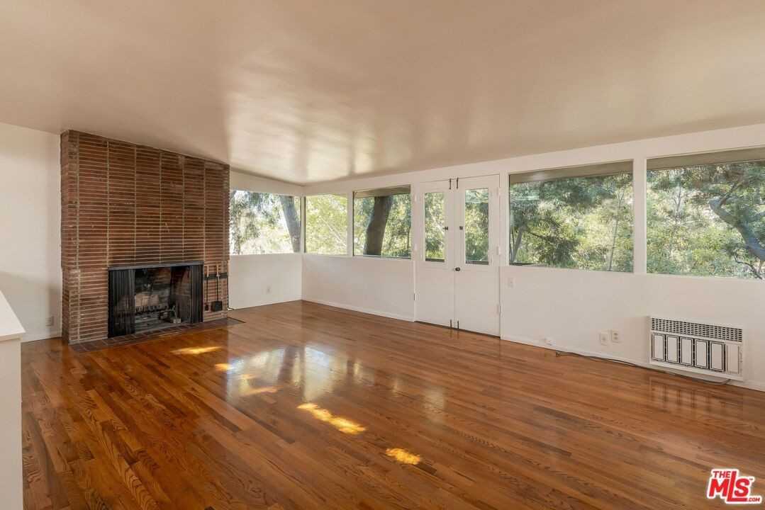 2409 Panorama Ter - Photo 6 of 28