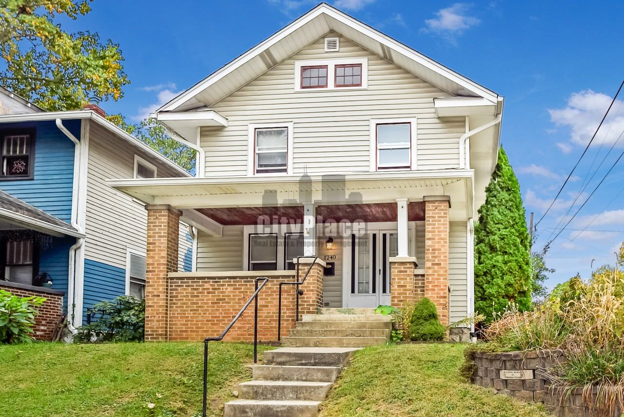 1240 N Temple Ave - Photo 4 of 25