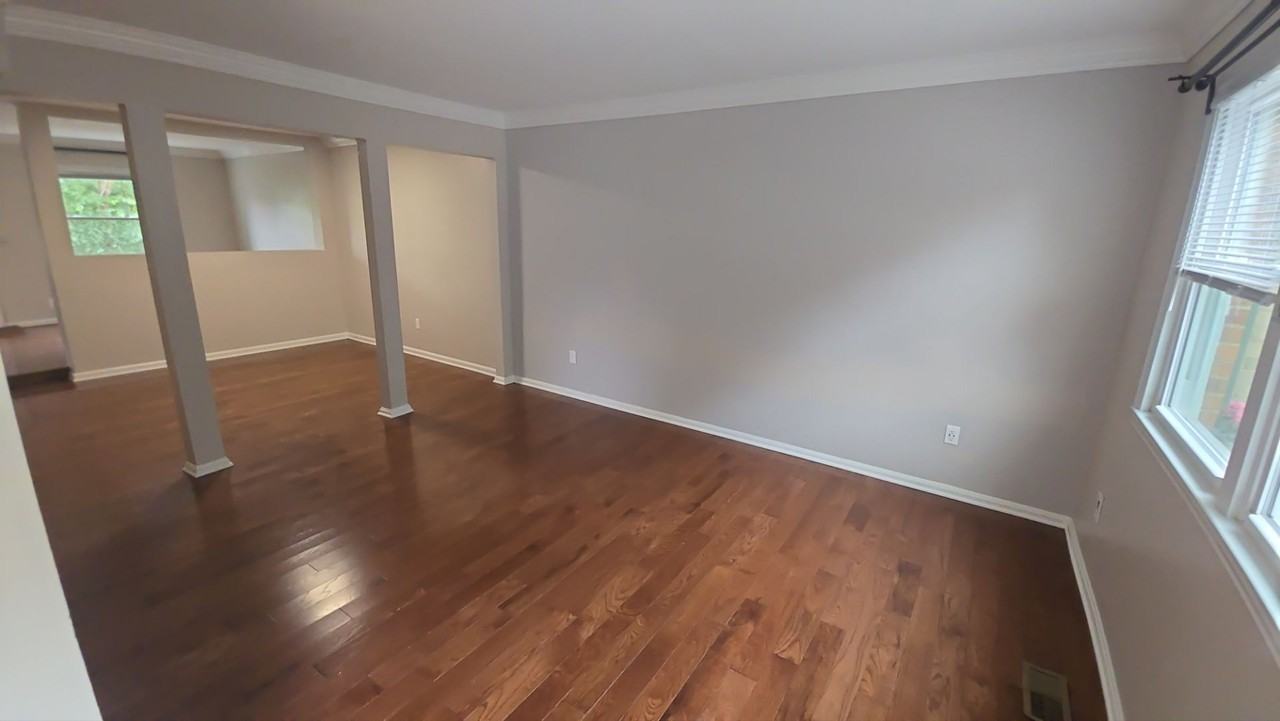 7106 Lake Cove Dr - Photo 4 of 25