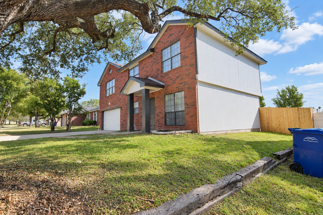 2212 Jay Dr - Photo 3 of 20