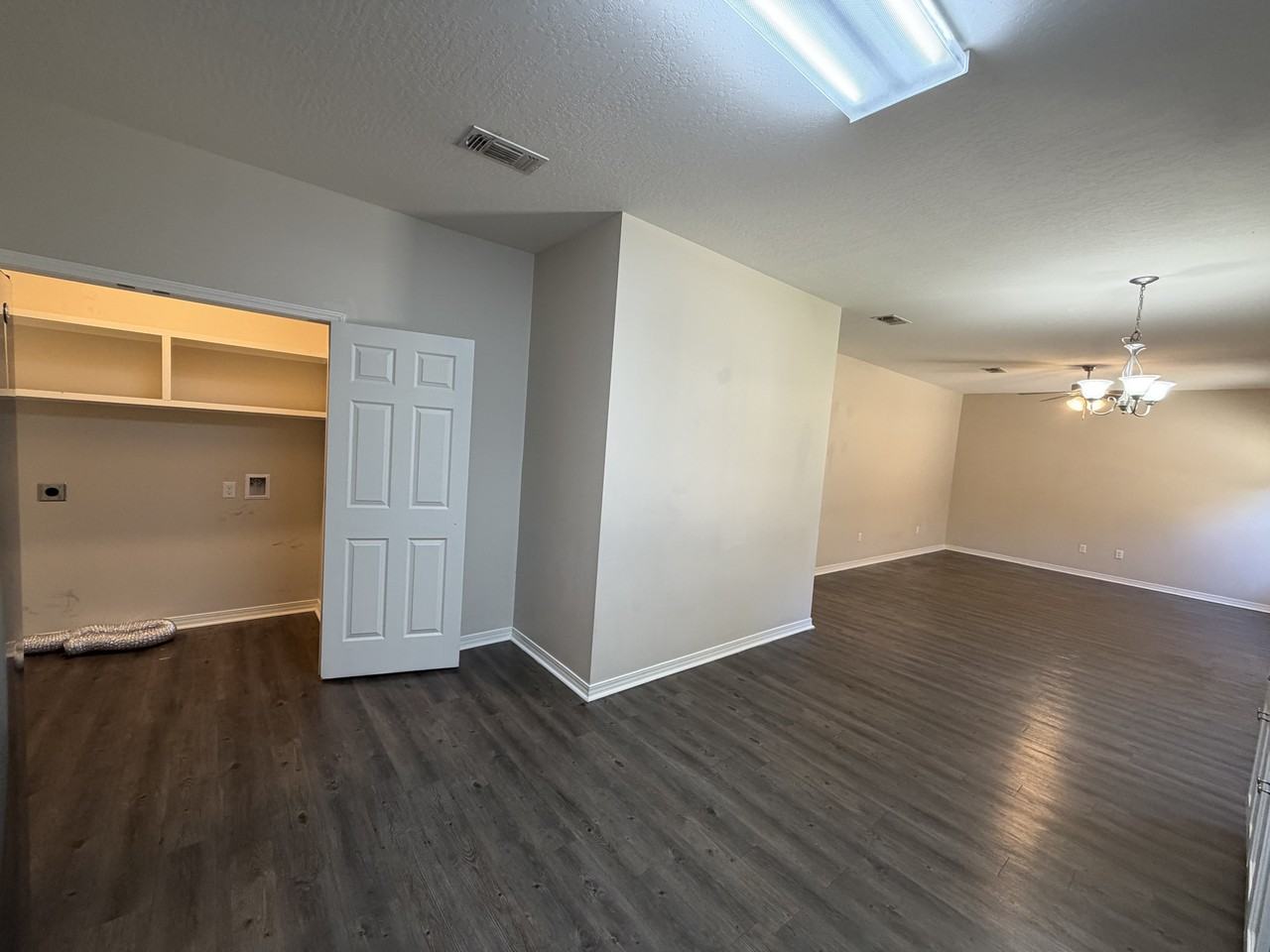 3600 Essex St #D - Photo 6 of 17