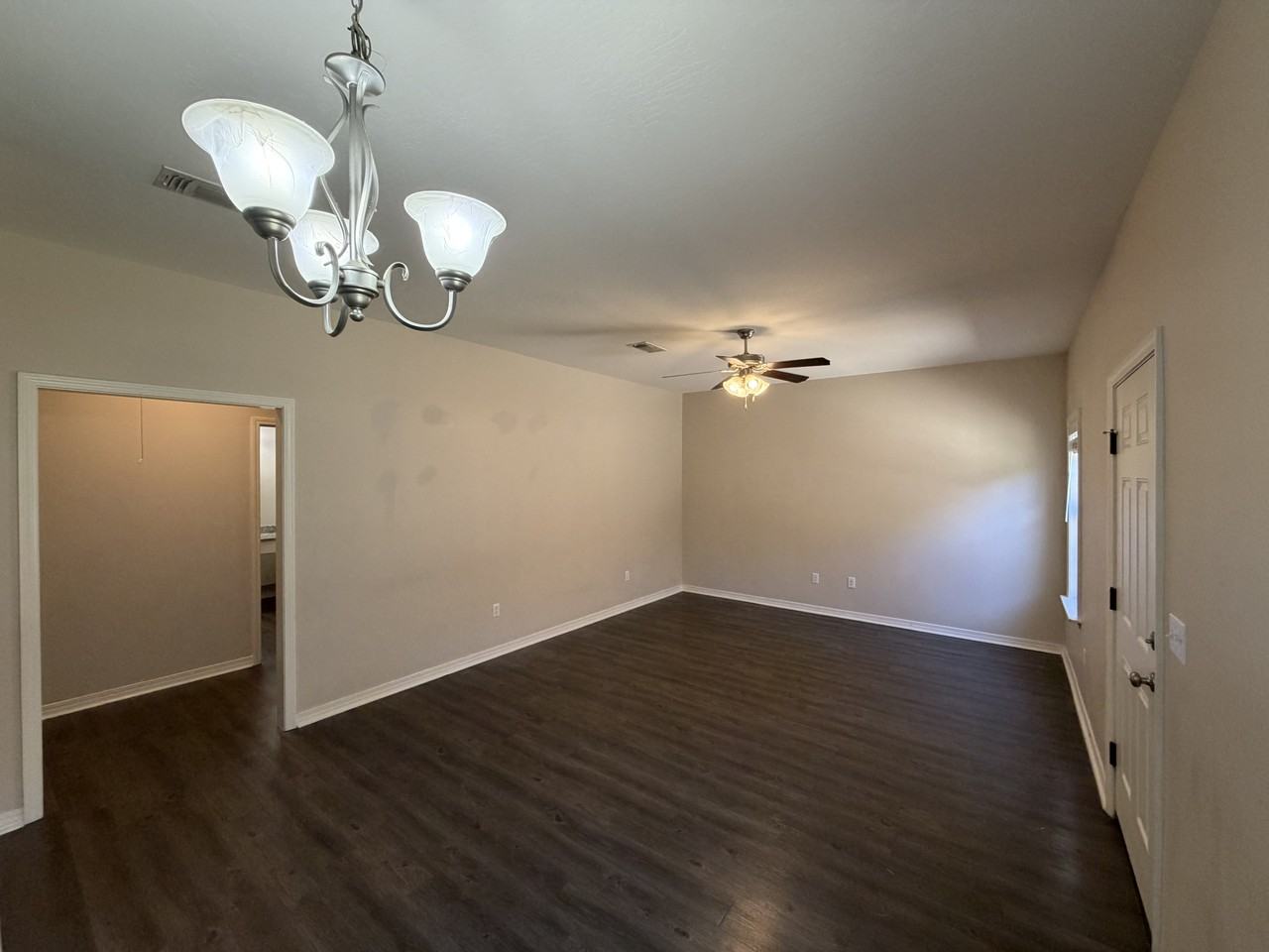 3600 Essex St #D - Photo 7 of 17
