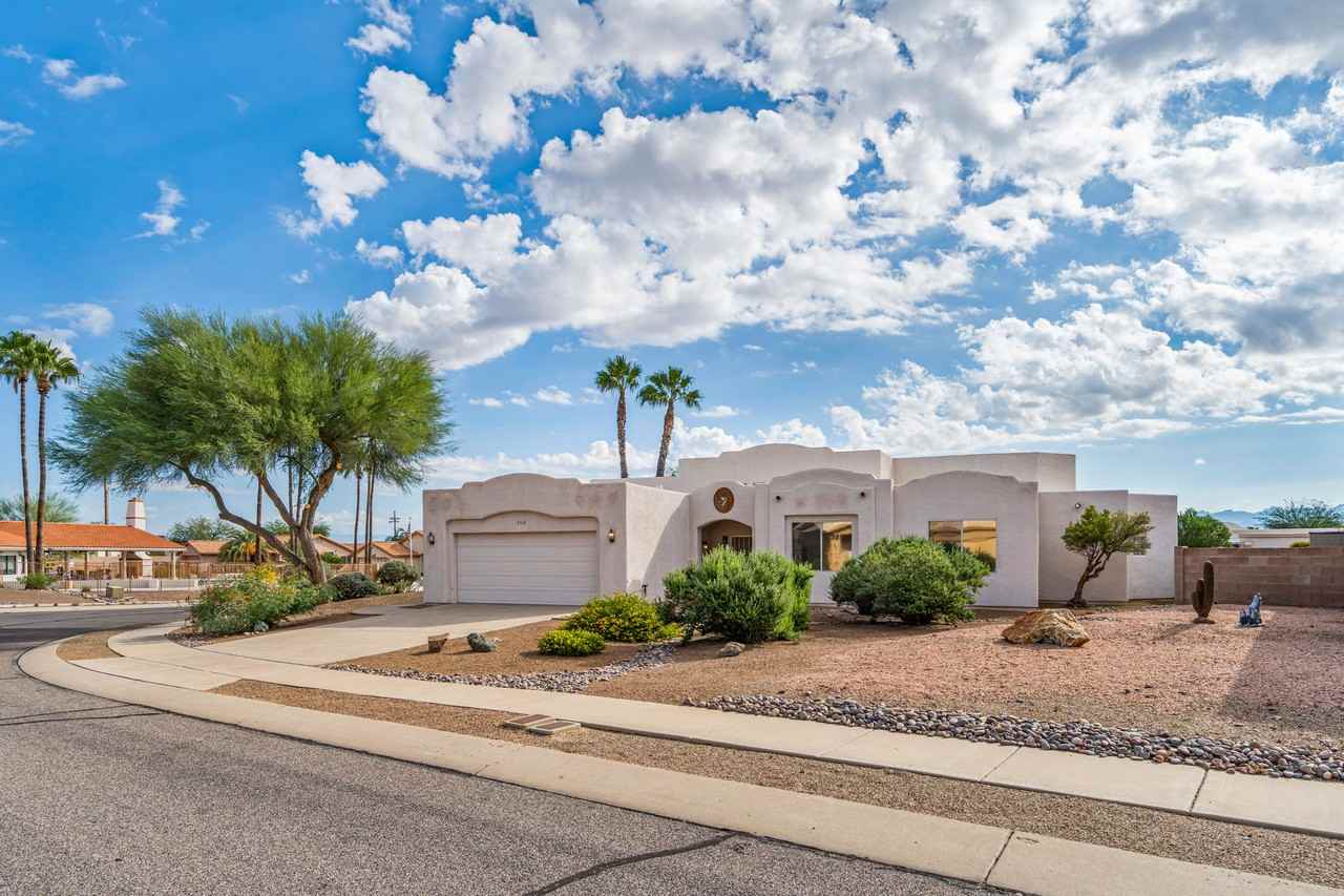 2514 N Camino Reloj - Photo 3 of 33