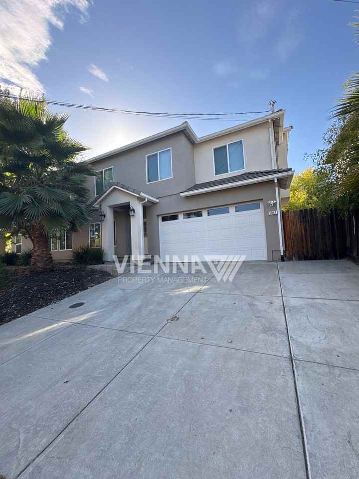 5841 Del Campo Ln - Photo 2 of 25
