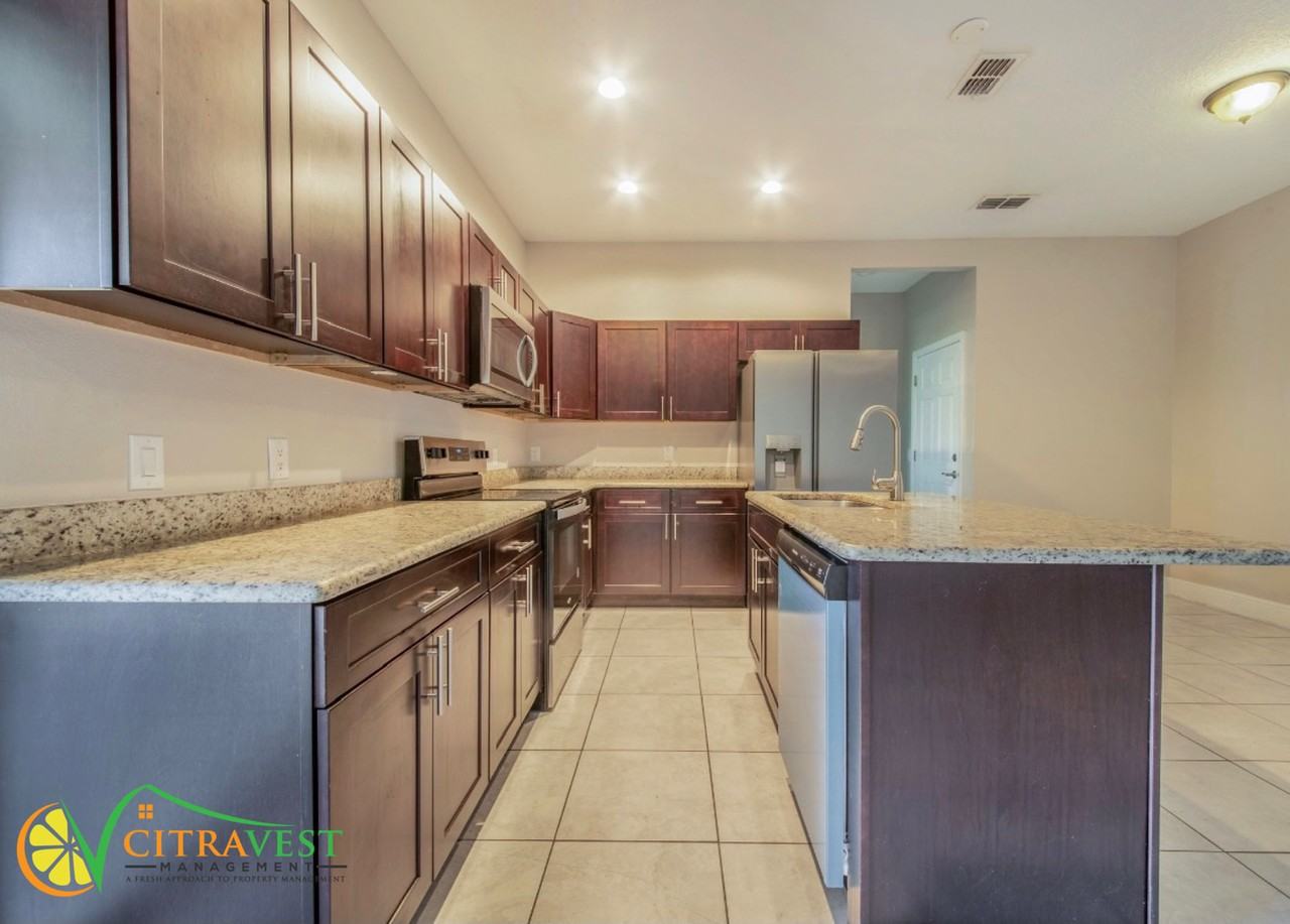 1608 Pilchard Ct - Photo 6 of 14