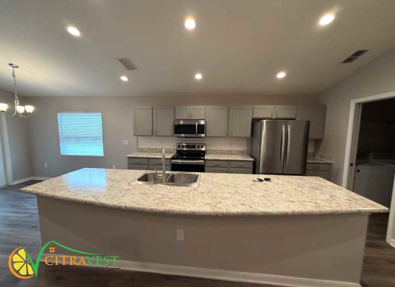 917 Orleans Dr - Photo 6 of 10
