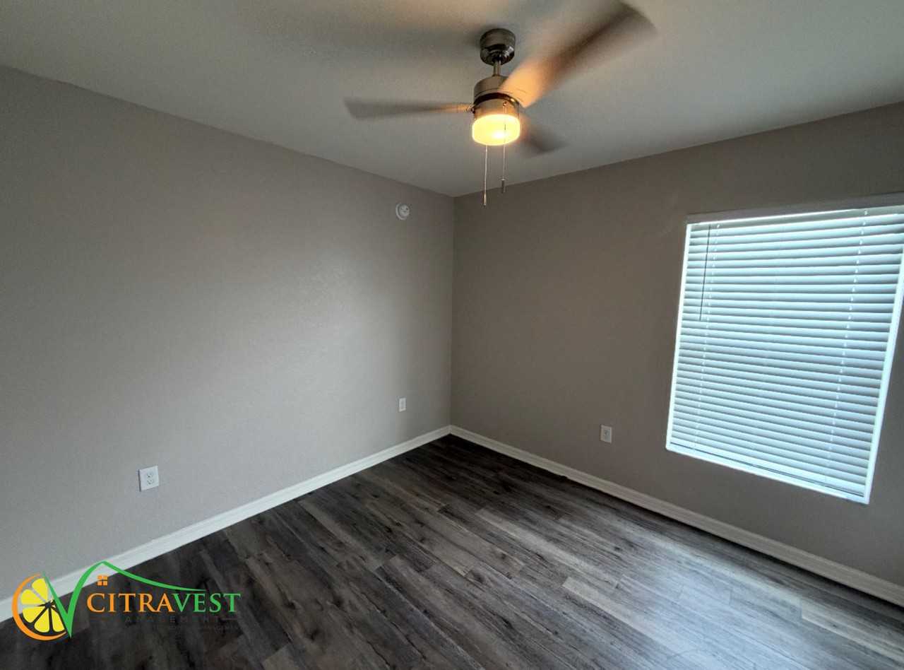917 Orleans Dr - Photo 7 of 10