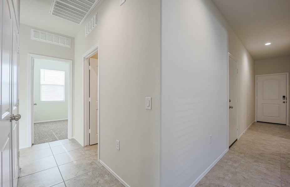 30802 W Mitchell Dr - Photo 7 of 50