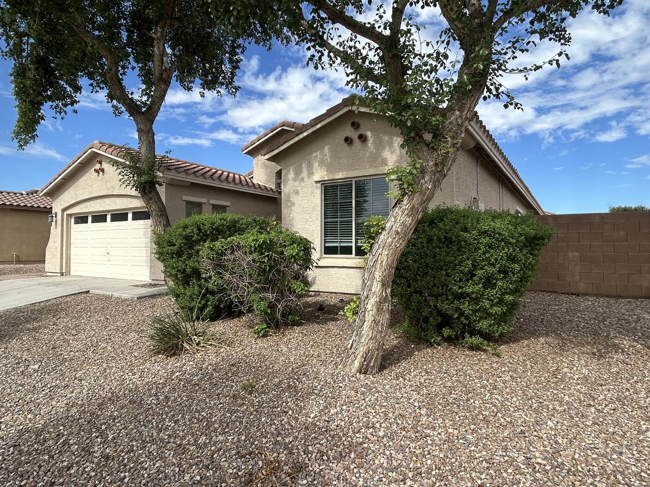 2994 E Coconino Dr - Photo 3 of 50