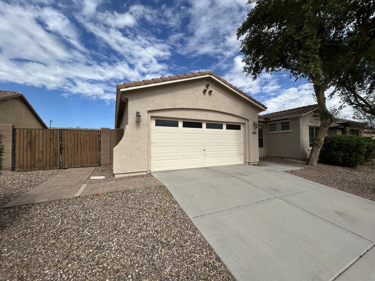 2994 E Coconino Dr - Photo 4 of 50