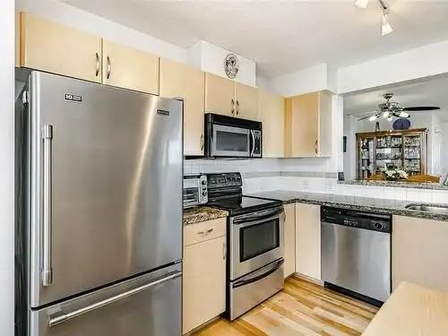 6659 Southoaks Cres #1405 - Photo 6 of 9