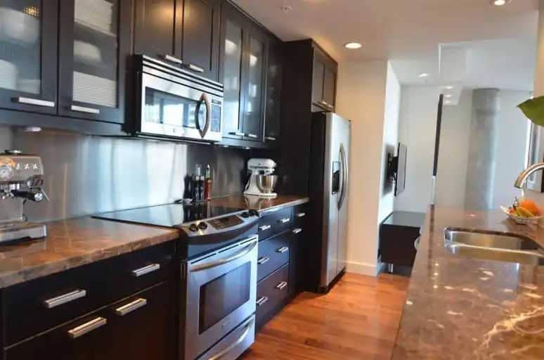 10028 119 St Nw #1003 - Photo 4 of 9