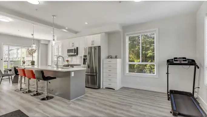 19631 55a Ave #33 - Photo 4 of 8