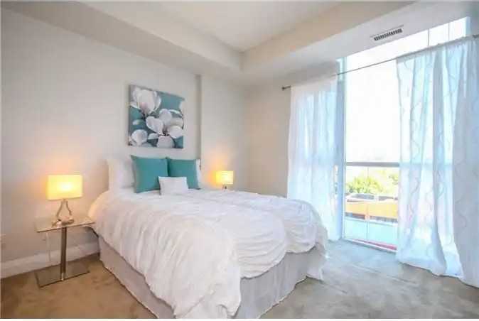 1 Hurontario St #405 - Photo 5 of 9