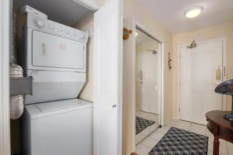 739 Princess St #904 - Photo 7 of 9