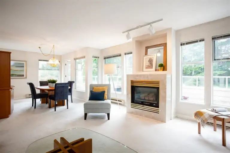 2425 Edgemont Blvd #4 - Photo 3 of 12