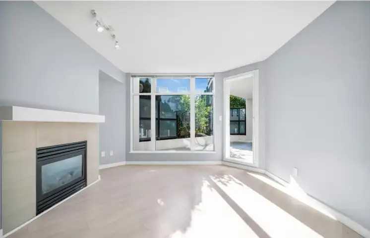 8480 Granville Ave #212 - Photo 5 of 9