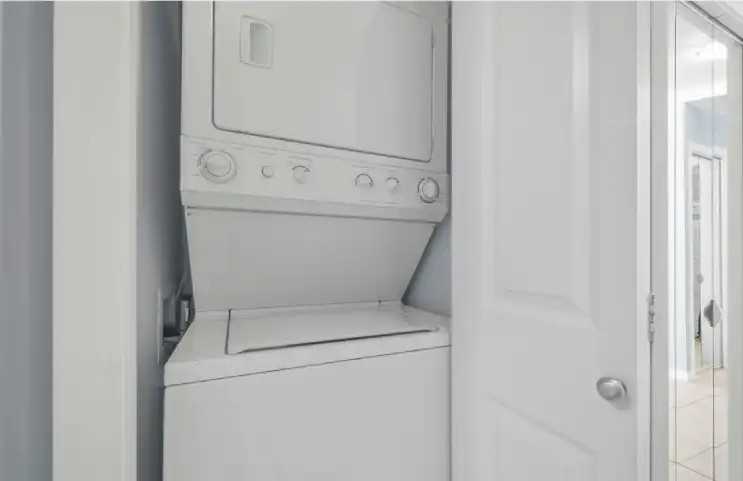 8480 Granville Ave #212 - Photo 6 of 9