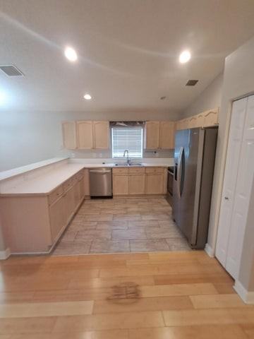 1569 Carriage Brooke Drive - Photo 3 of 9