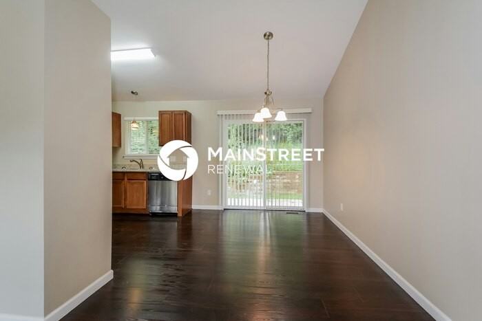 1524 Dorie Ct - Photo 5 of 17