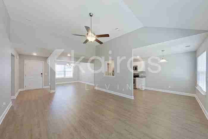 108 Western Red Cedar Dr - Photo 4 of 21