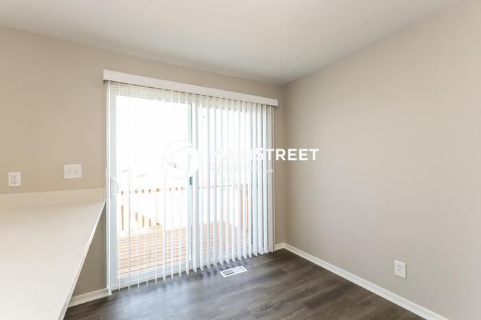 2163 N 450 W - Photo 6 of 17