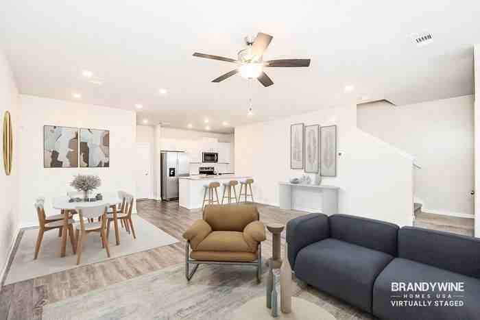 343 Bascomb Cres - Photo 4 of 29