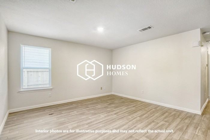 3301 Avenue M #A - Photo 4 of 14
