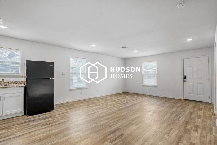 519 S San Gabriel Ave - Photo 6 of 14