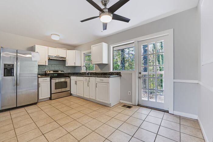 2890 Valley Brook Dr Sw - Photo 7 of 31